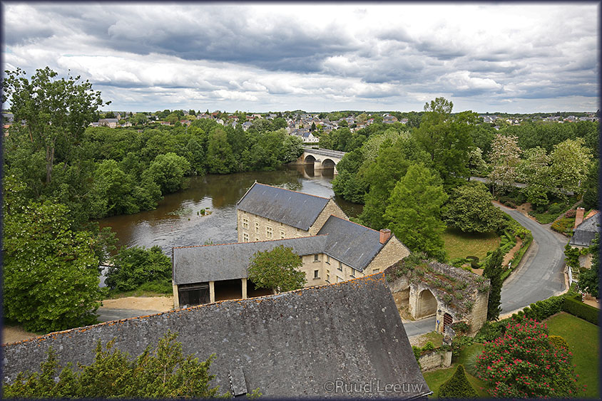 Montreuil-Bellay Chateau
